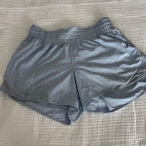LULULEMON Hotty hot shorts 4in high rise
